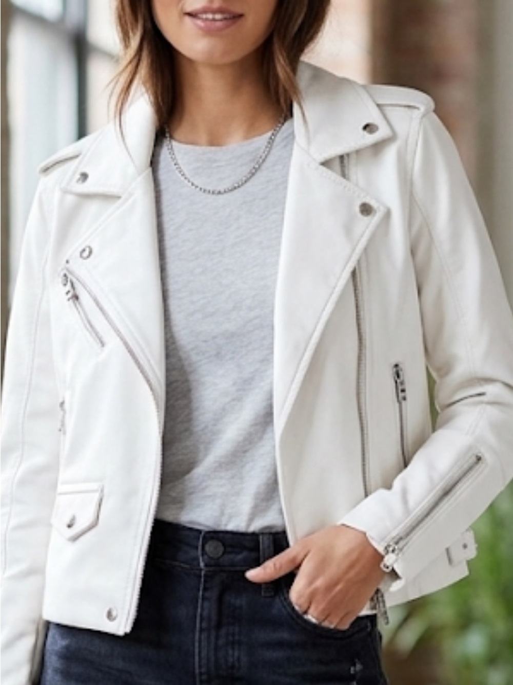 Blank NYC White Vegan Leather Moto Jacket with Silver Hardware NWT 19”. PTP
